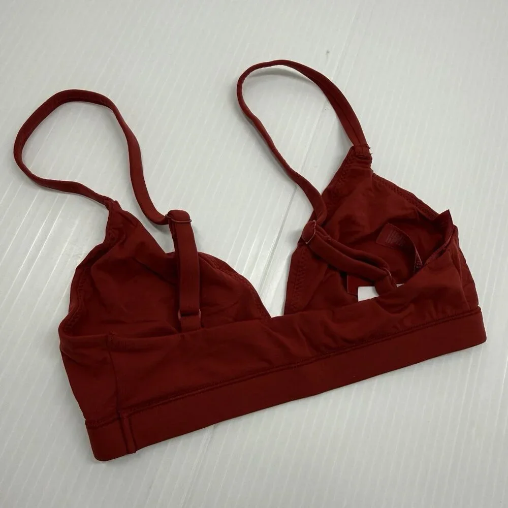 SKIMS Fits Everyone Red Triangle Bralette Wireles Stretch Lounge Bra Minimalist - Picture 4 of 6